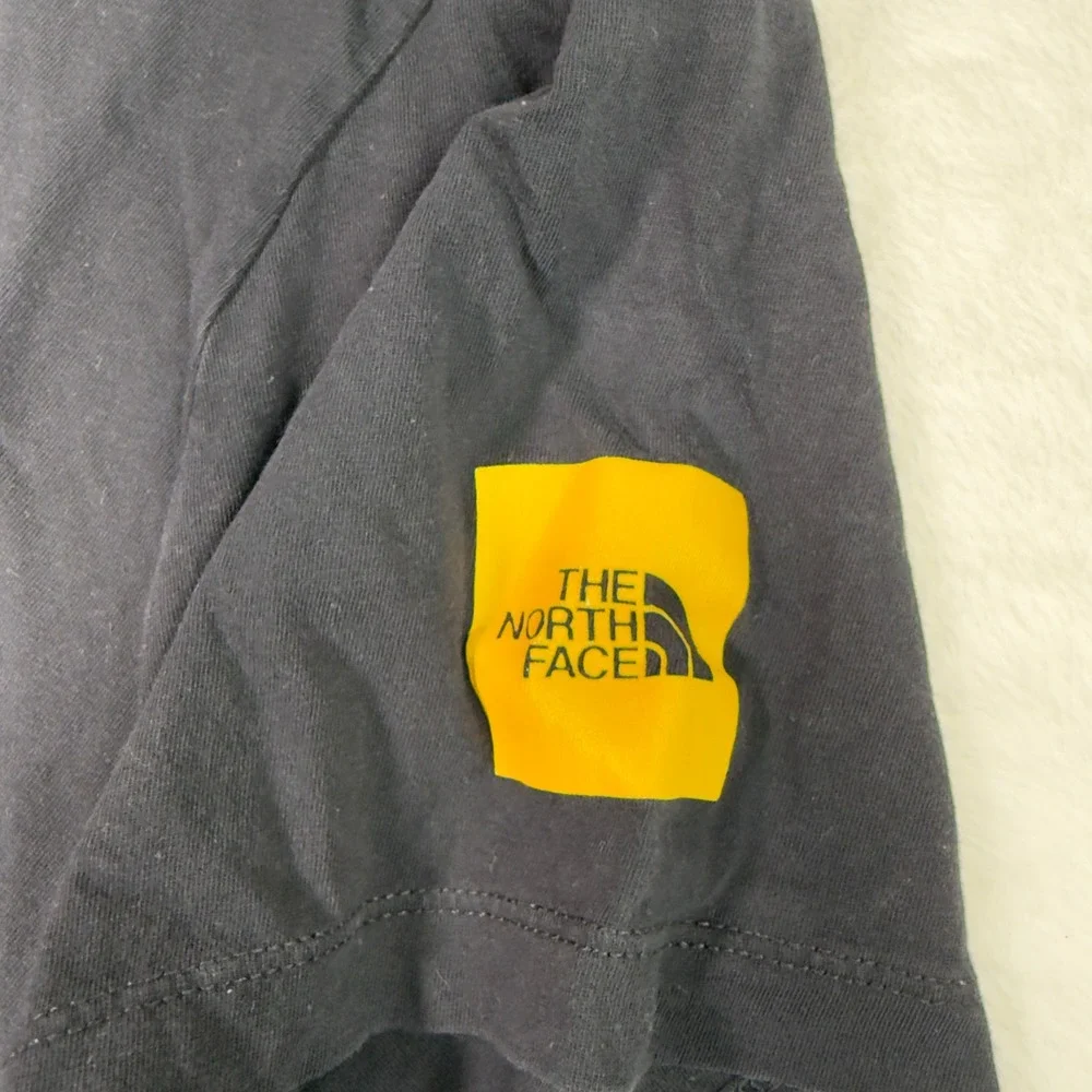 The North Face Mens T Shirt Black Short Sleeve Never Stop Exploring Graphic L‎
